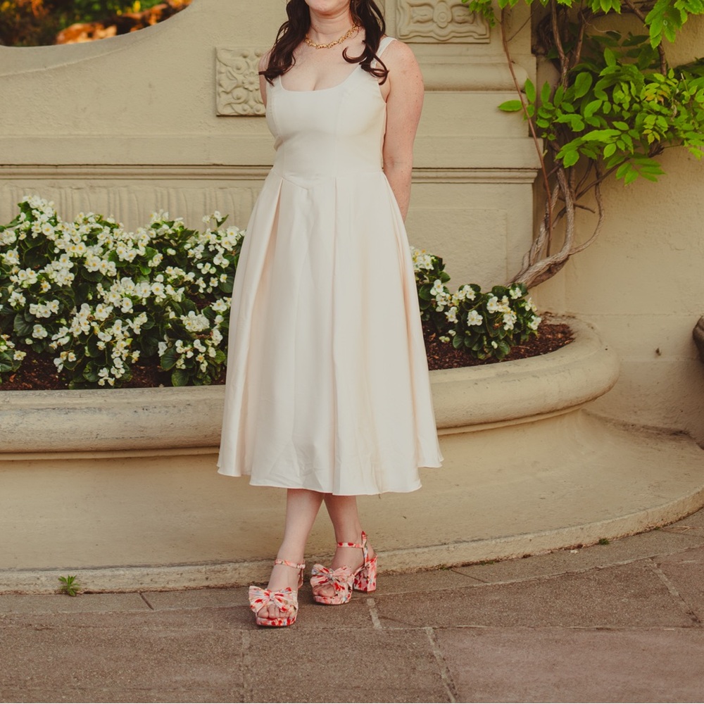 Azazie Cream Wedding Dress